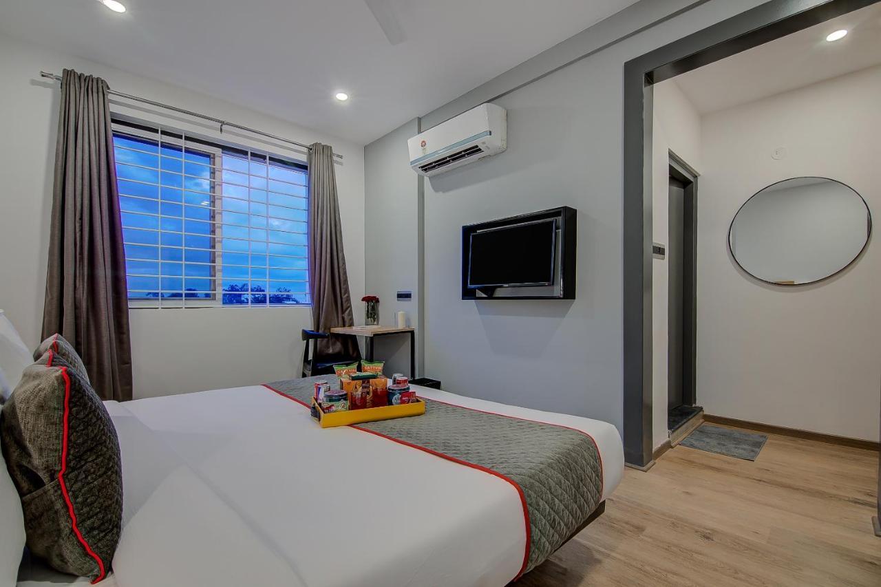 Super Townhouse Global Village Tech Park Near Kengeri Bus Terminal Metro Station Bangalore Buitenkant foto