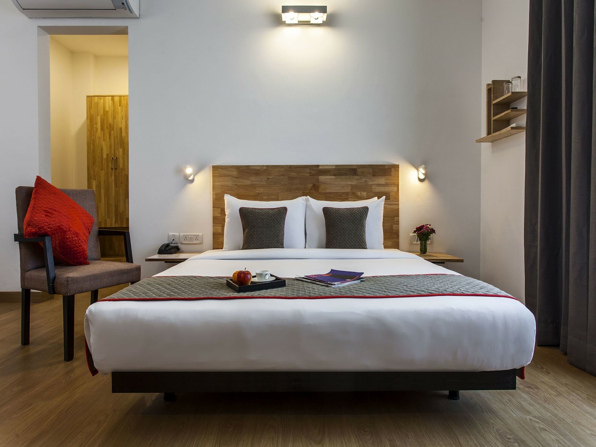 Super Townhouse Global Village Tech Park Near Kengeri Bus Terminal Metro Station Bangalore Buitenkant foto